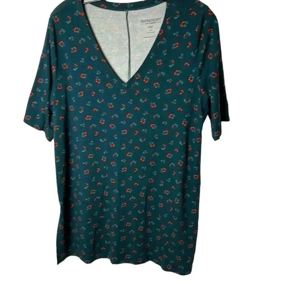 Super Soft by Torrid, jersey knit V- Neck,tunic. Short sleeves, floral,comfy NWT - Picture 7 of 9